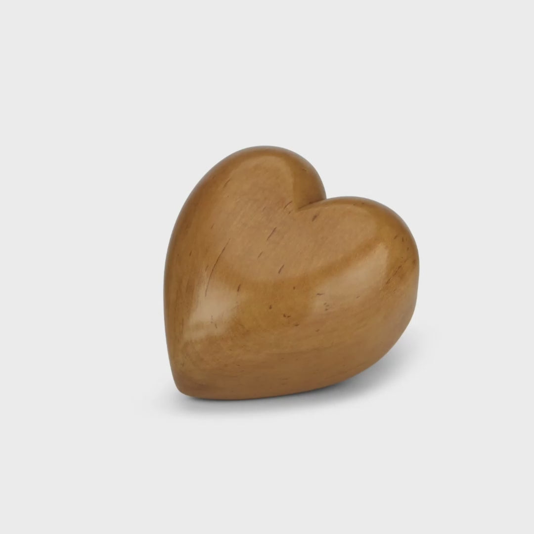 Heart Sculpture - Wooden art craftsmanship - Turoch